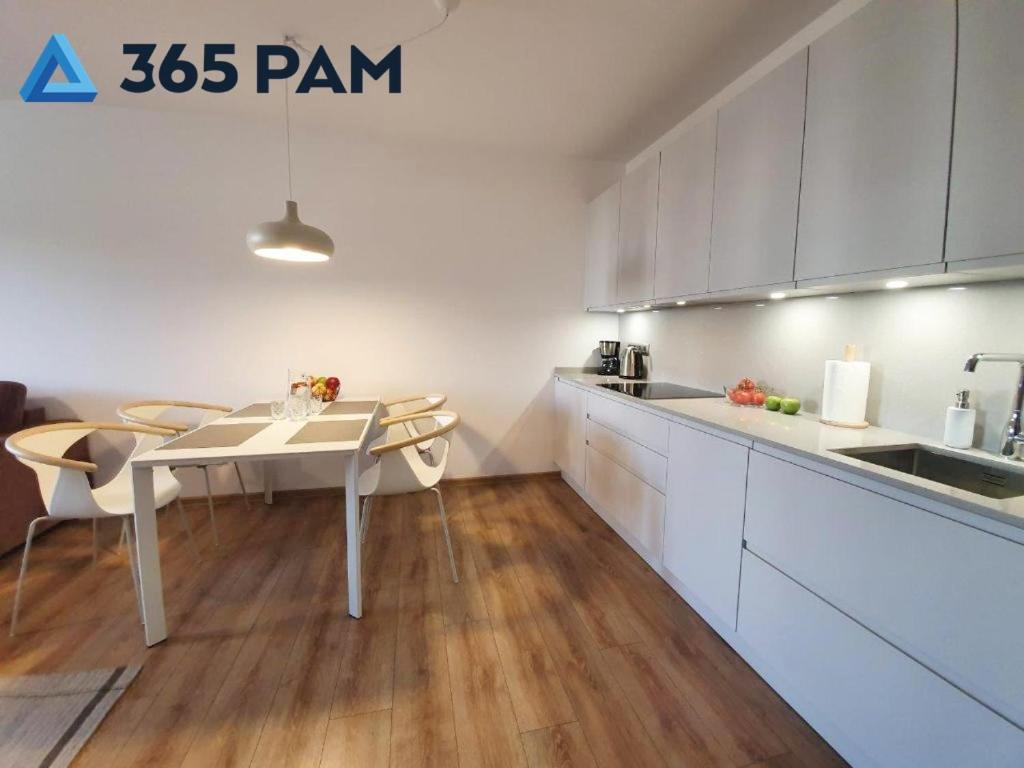 Z Basenem Polanki Park - 365pam Apartment Kolobrzeg